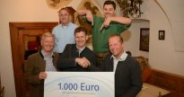 140527 Scheckuebergabe SCKreuth 0015 n